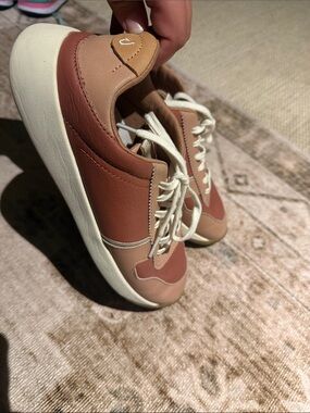 OluKai Women's Two-Tone Tan and Rust Athletic Sneakers